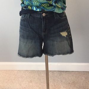 Women’s rock and Republic denim distressed shorts